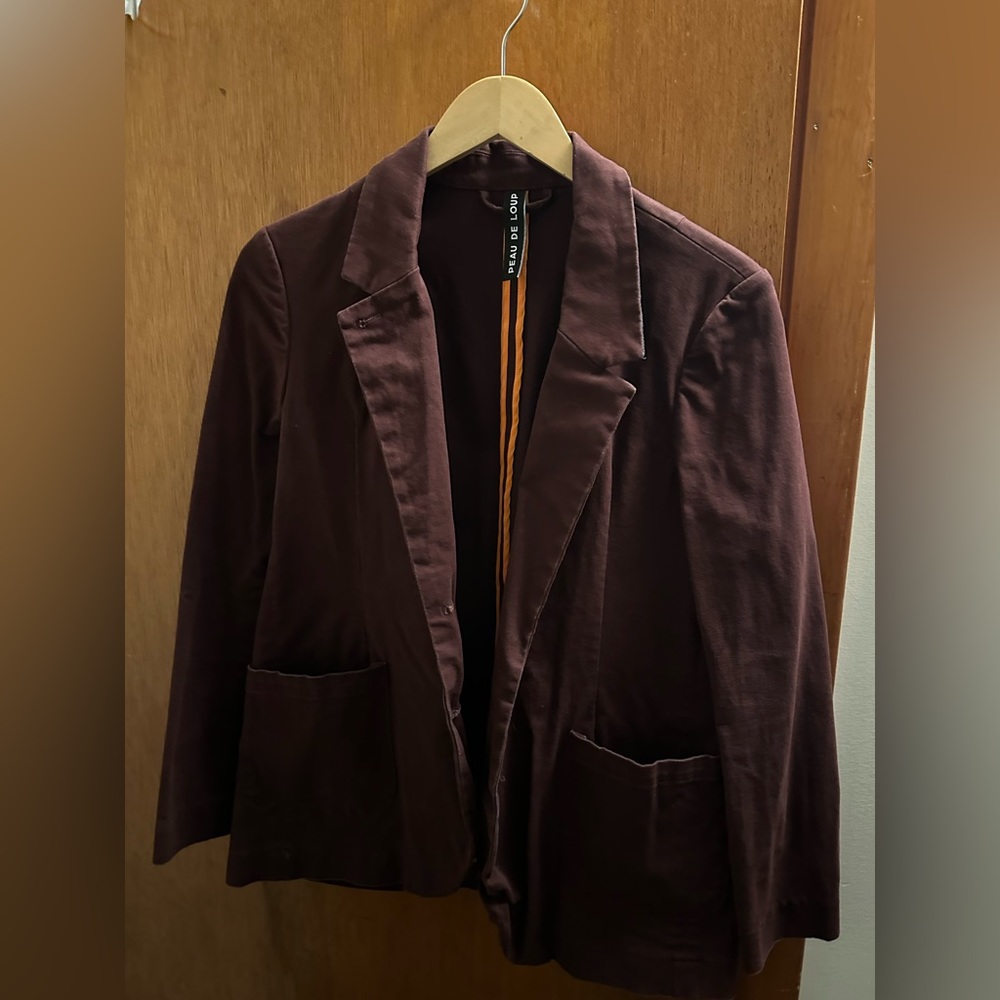 Peau de Loup beta suit jacket